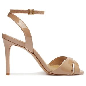 Schutz Hilda Patent Leather Sandal in Light Beige Size 6